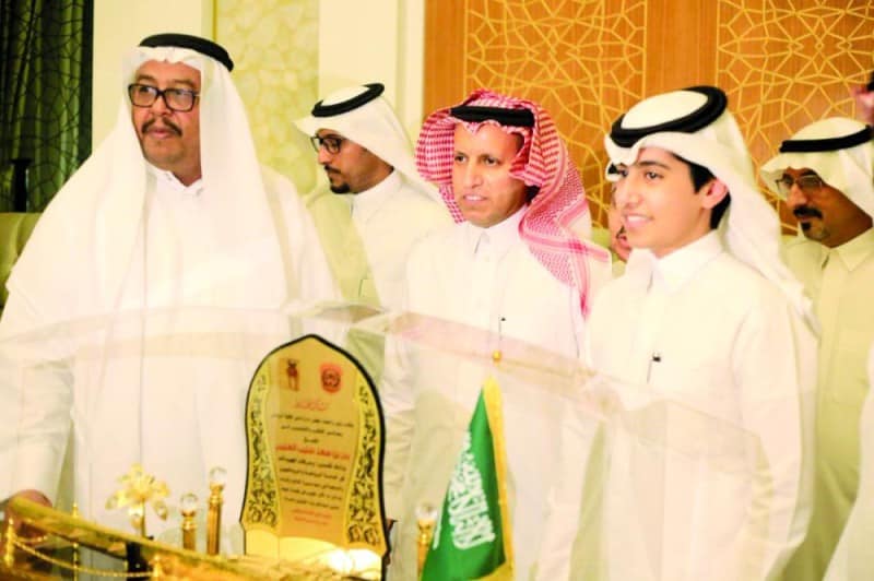 عبدالله الزيات سعد صليب العتيبي وخالد الصياح قادرين علي العودة بالثقبة لمكانته الطبيعية