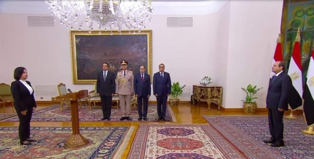 الصحفي سيد الهواري يهنئ ماجدة حنا بباوي لتعيينها نائبا لمحافظ البحر الاحمر