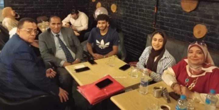 انشاء عدد من الأكاديميات التدريبية والتعليمية لتعزيز الإنتماء والولاء للوطن 
