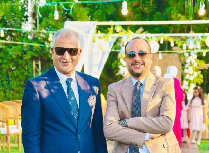 عماد زايد يهنئ شقيقه أحمد زايد بعيد ميلاده