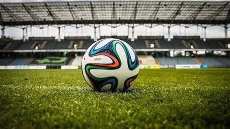 مواعيد مباريات اليوم الإثنين والقنوات الناقلة