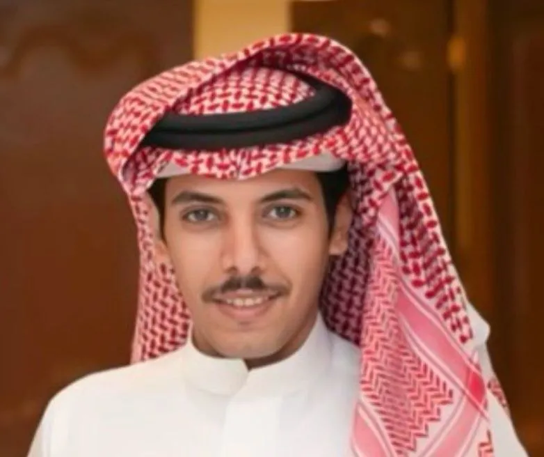فارس مبارك الحربي ..... رحلة إبداعية تجمع بين الشعر والإنشاد ورواية القصص