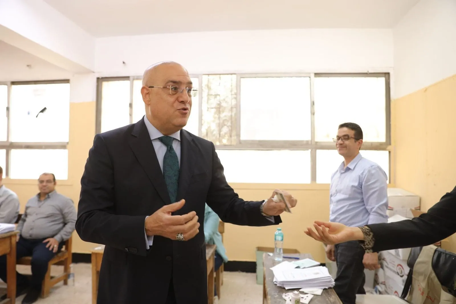 رئيس "الجبهة الوطنية": المشاركة في الانتخابات واجب وطني.. ومجلس الشيوخ ركيزة لدعم مسيرة الدولة