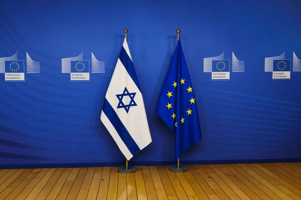 تناول الصحف العالمية العلاقات المتنامية إسرائيل مع اليمين الأوروبي المتطرف