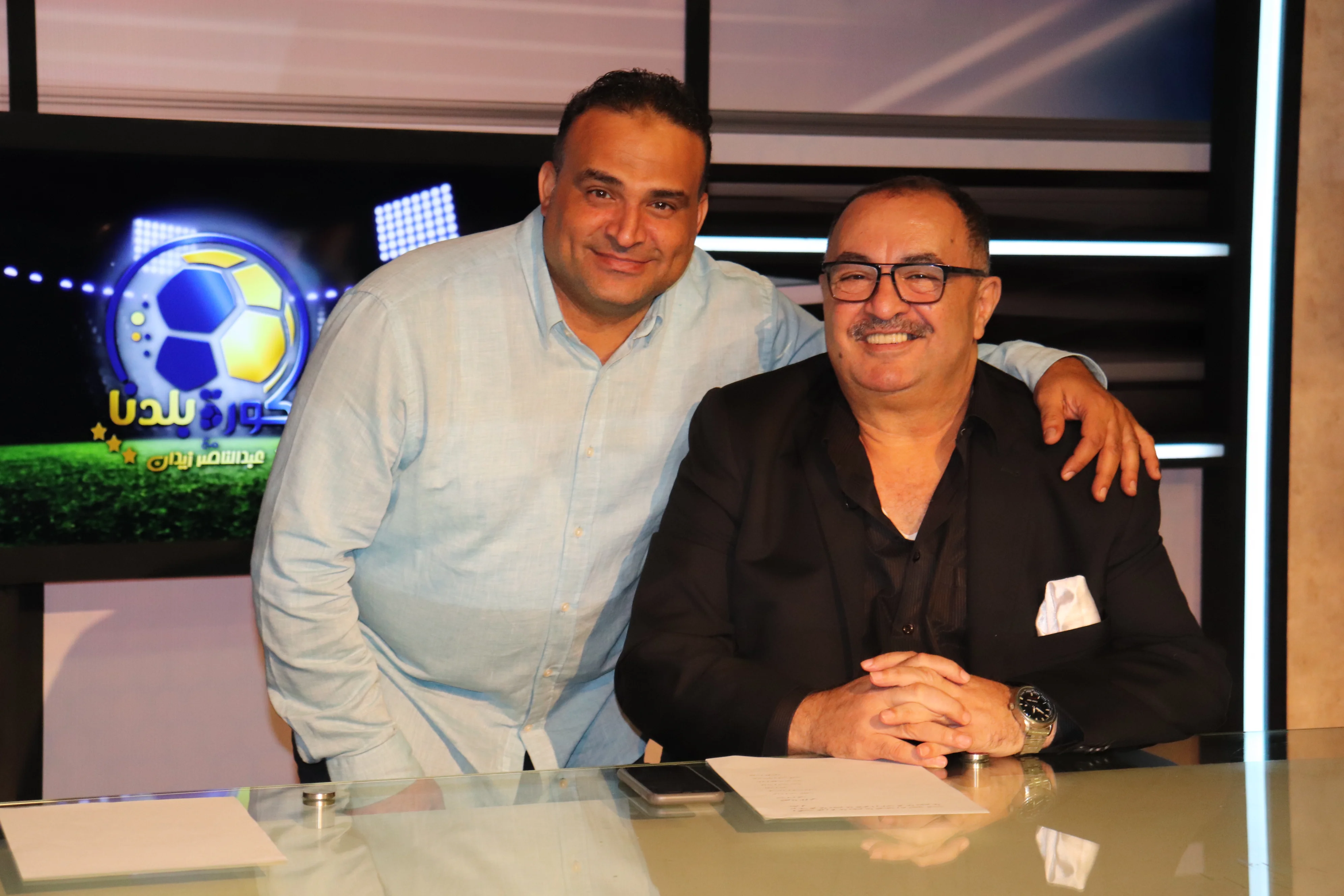 وليد أبوعقيل يهنئ الكاتب الصحفي جمال العاصي بمناسبة تعيينه مستشارًا لوزير الإعلام