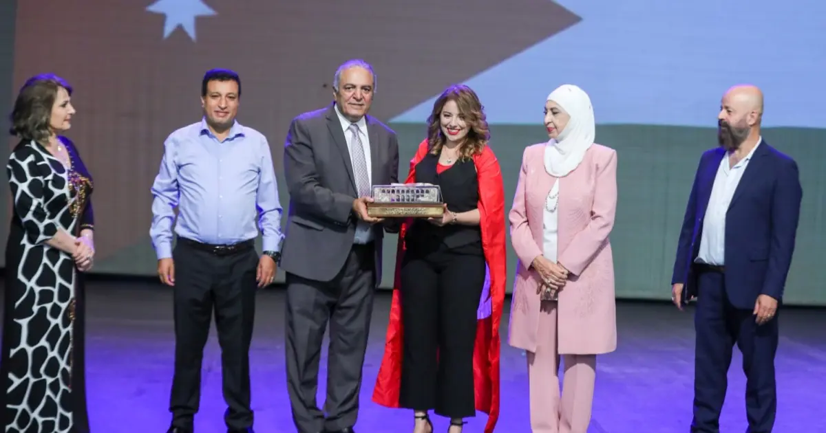 جوائز مهرجان المونودراما 